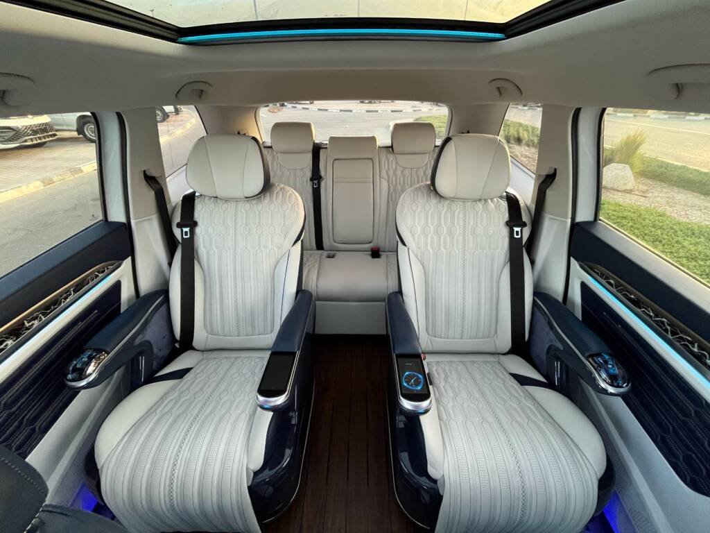 Volkswagen Viloran 330T 2.0L Petrol A/T 2020