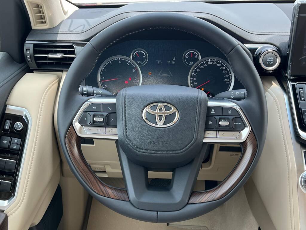 TOYOTA LC300 GXR TT 2024 DARK BLUE