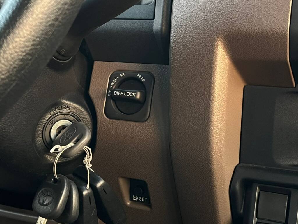 TOYOTA LC 79 D/C 4.5L DSL 2024