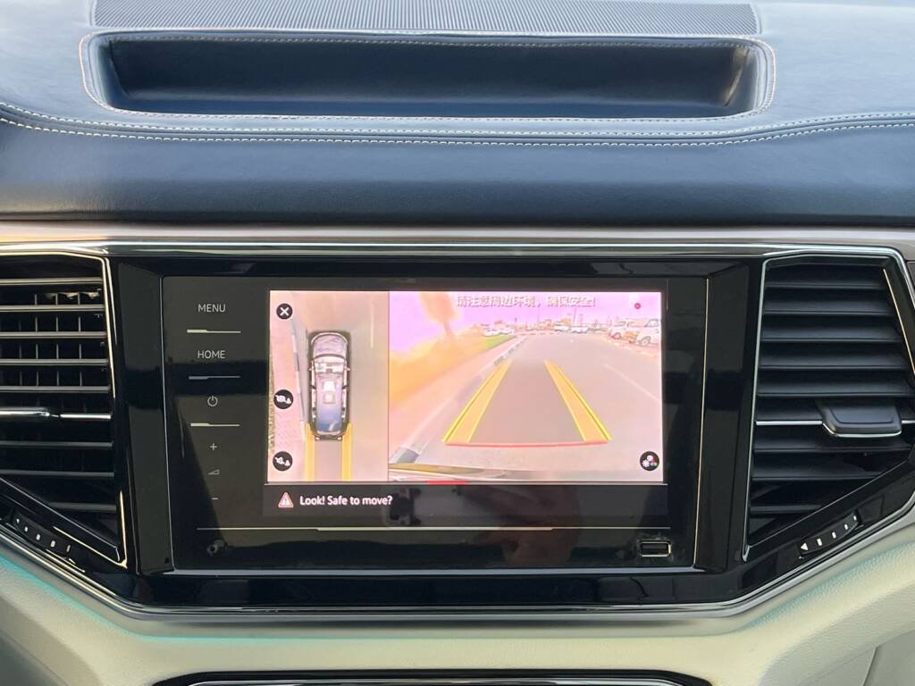 Volkswagen Viloran 330T 2.0L Petrol A/T 2020