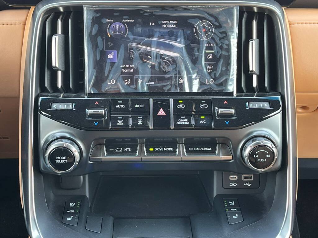 LEXUS LX600 PRESTIGE 3.5L 2024 GREEN