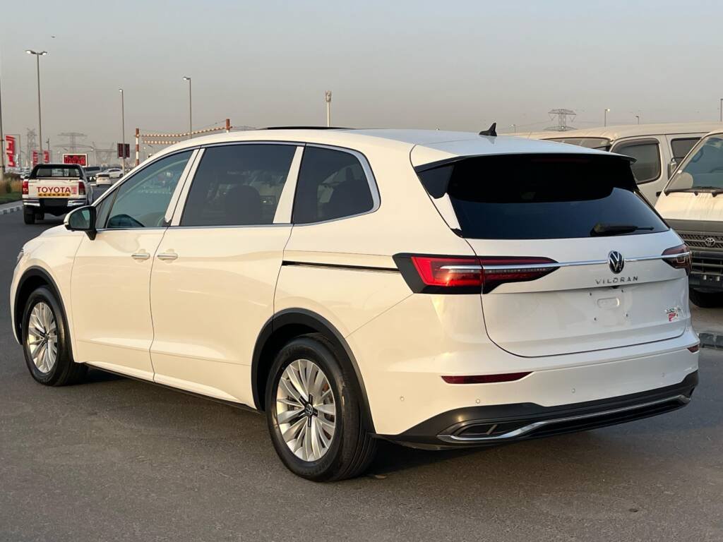 Volkswagen Viloran 330T 2.0L Petrol A/T 2020