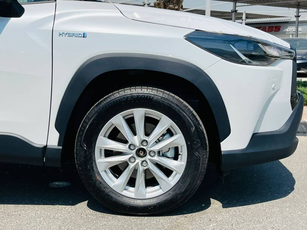 TOYOTA COROLLA CROSS XLE 1.8L Hybrid