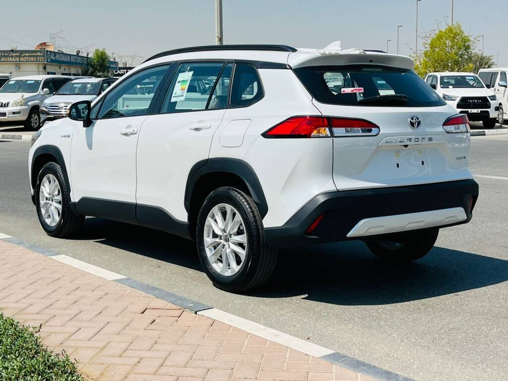 TOYOTA COROLLA CROSS XLE 1.8L Hybrid