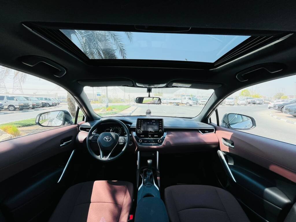 TOYOTA COROLLA CROSS XLE 1.8L Hybrid