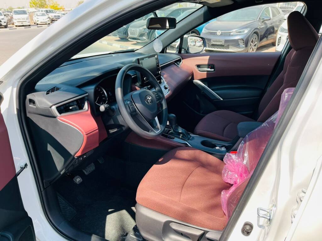 TOYOTA COROLLA CROSS XLE 1.8L Hybrid