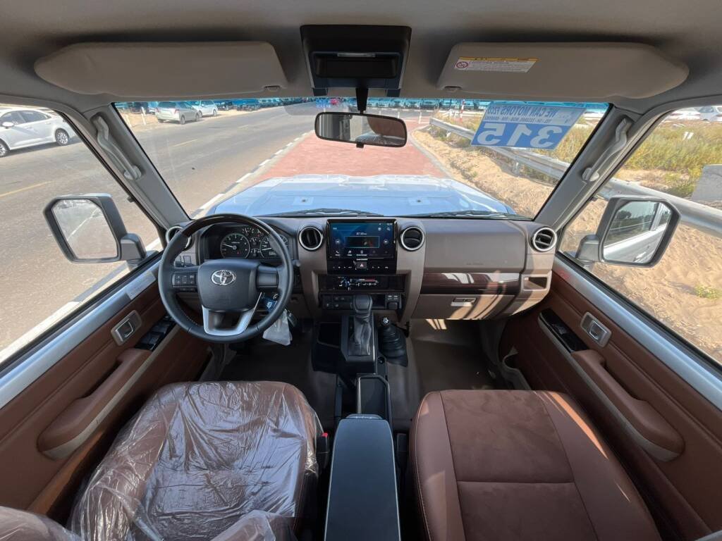 TOYOTA LC79 DC PICKUP 2.8L DIESEL 2024 SILVER