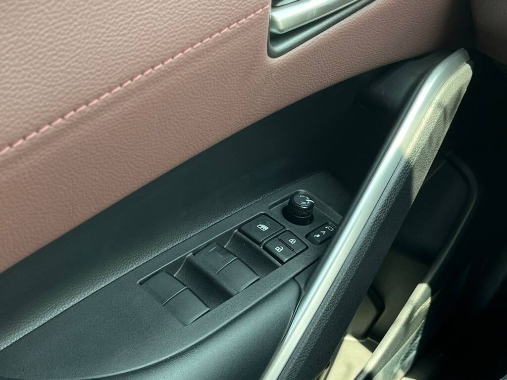 TOYOTA COROLLA CROSS XLE 1.8L LIGHT BLUE 2024