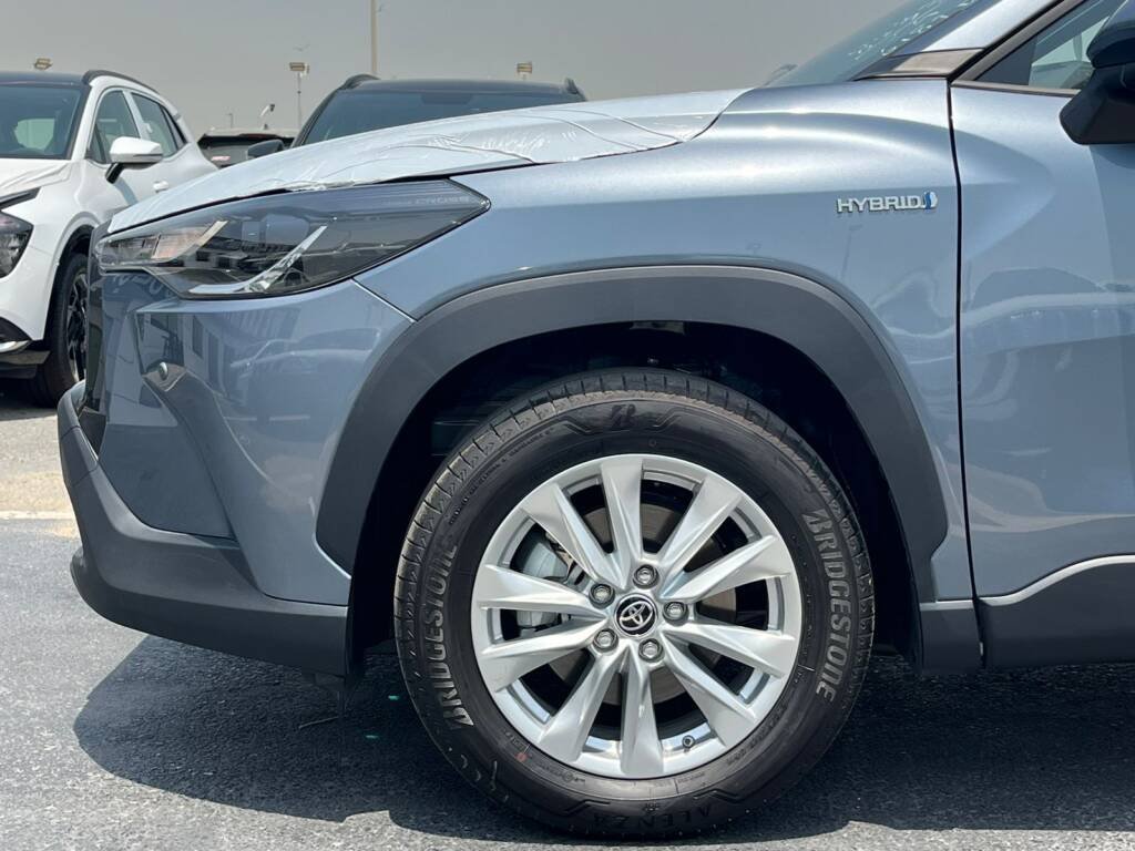 TOYOTA COROLLA CROSS XLE 1.8L LIGHT BLUE 2024