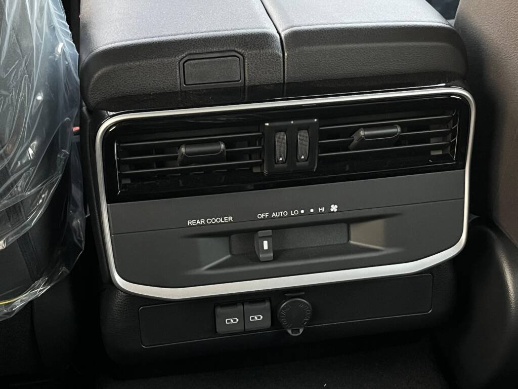 TOYOTA LC300 GX 4.0L 2025 WHITE