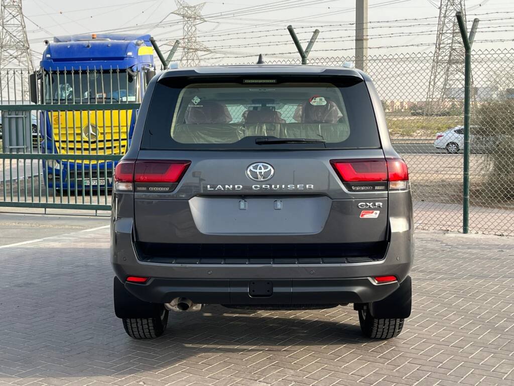 TOYOTA LC300 GXR 4.0L 2025 GRAY