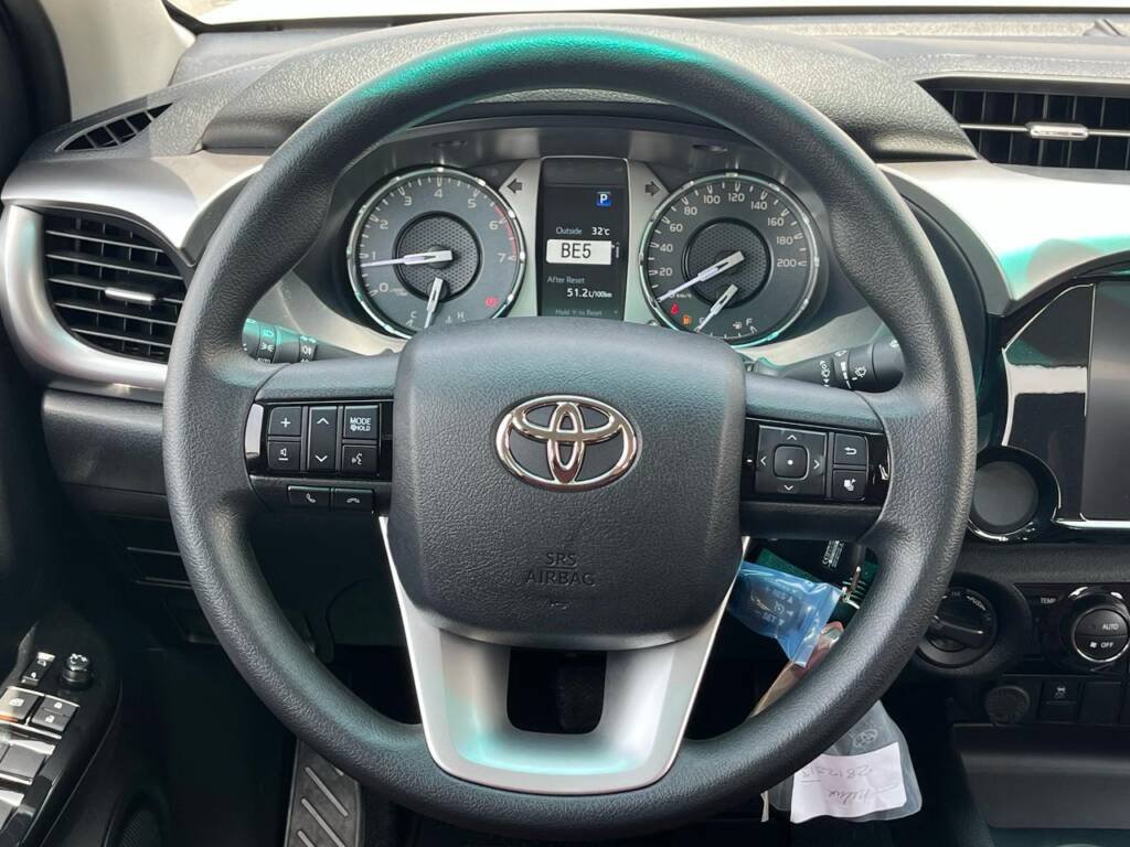 TOYOTA HILUX DC 2.7L PTR A/T BSM 2025