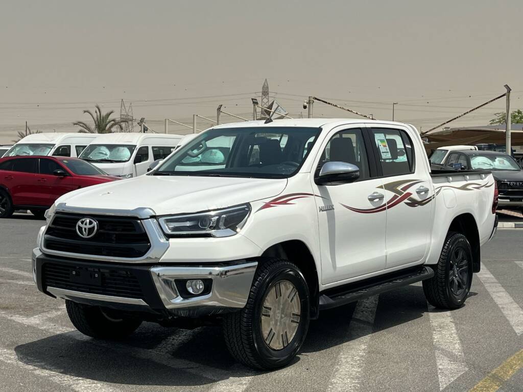 TOYOTA HILUX DC 2.7L PTR A/T BSM 2025