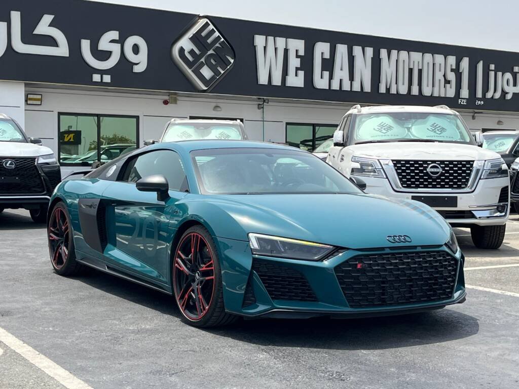 AUDI R8 2021 BLUE