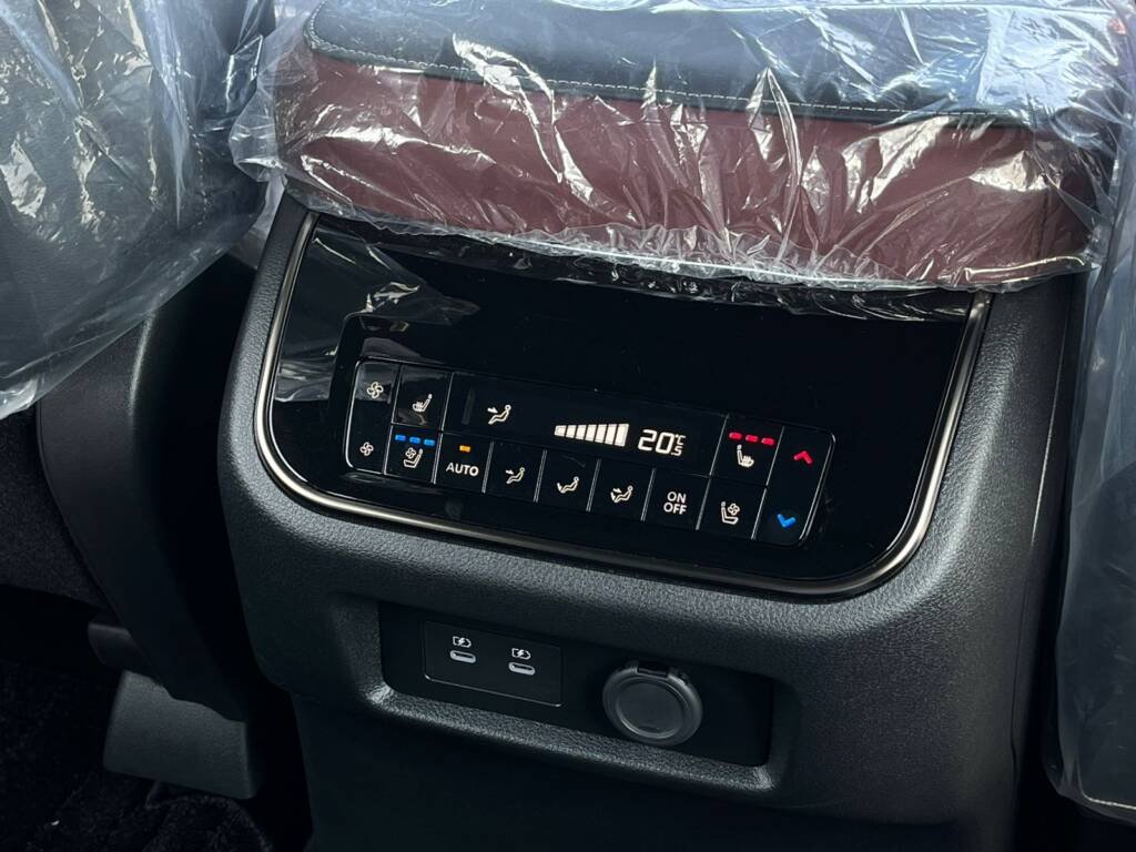 INFINITI QX80 AUTGRAPH BLACK 2025