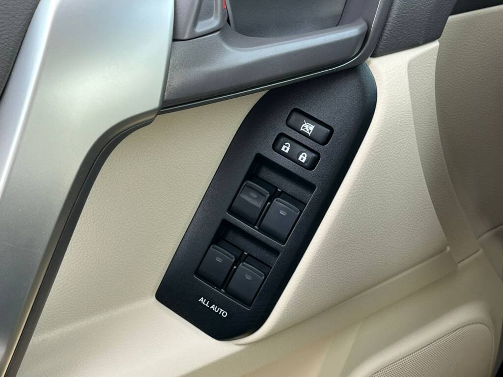 TOYOTA PRADO TXL KU 4.0L PETROL