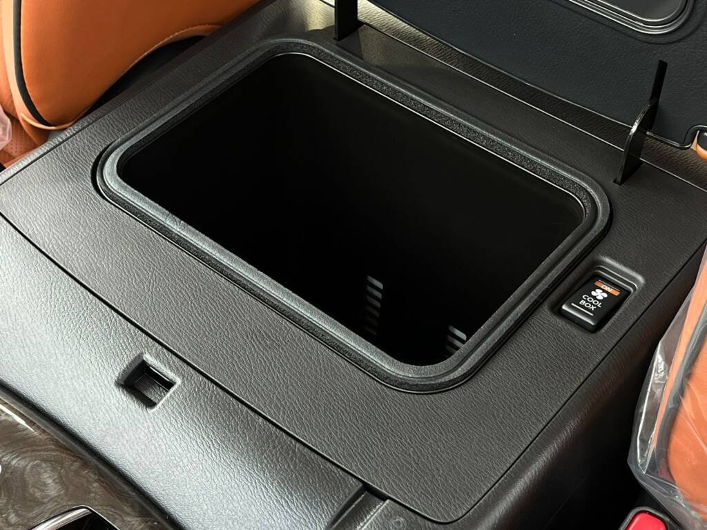 NISSAN PATROL PLATINUM LE 5.6L PTR V8