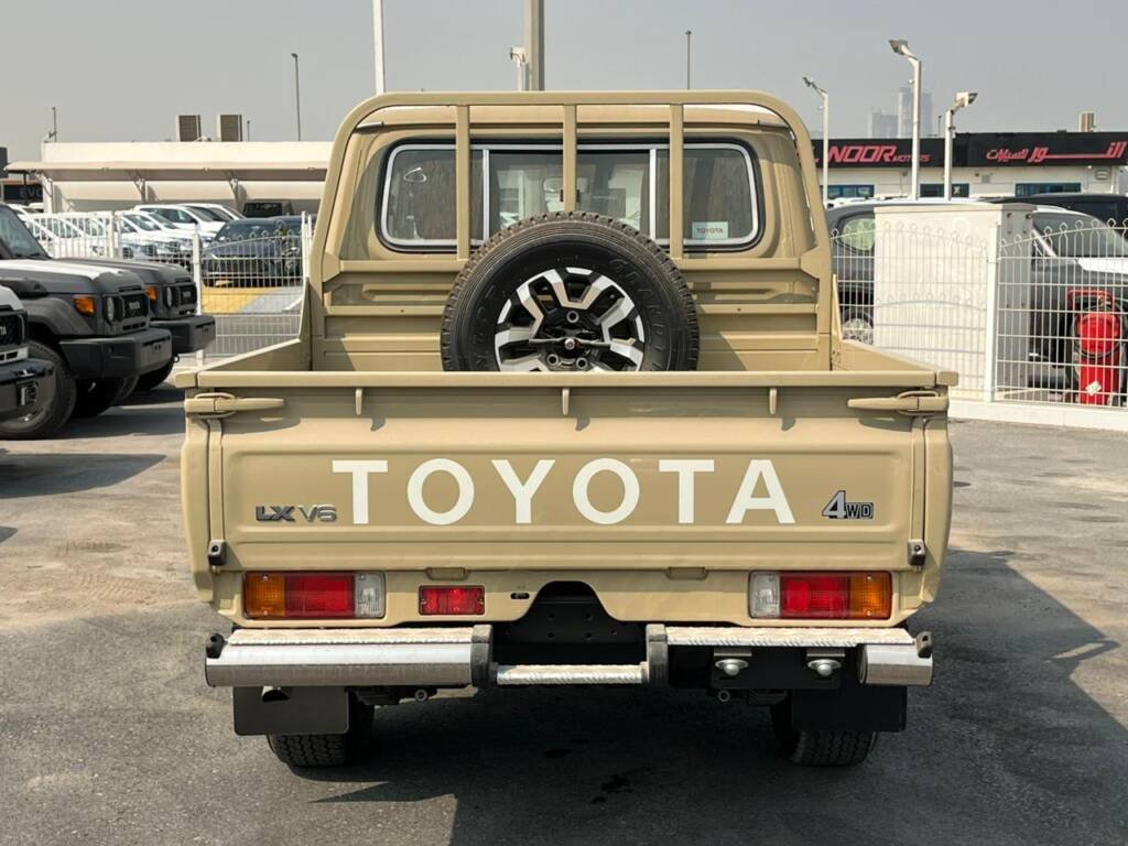 TOYOTA LC 79 D/C Pickup 40th anniversary 4.0L A/T PETROL – FULL
