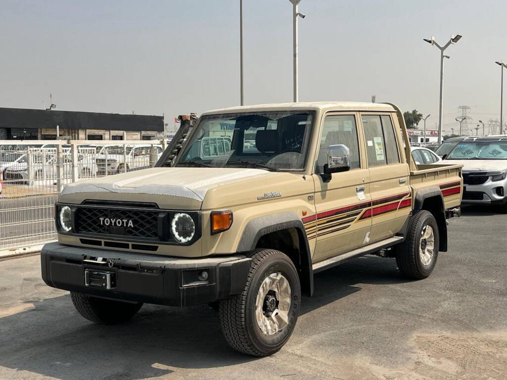 TOYOTA LC 79 D/C Pickup 40th anniversary 4.0L A/T PETROL – FULL