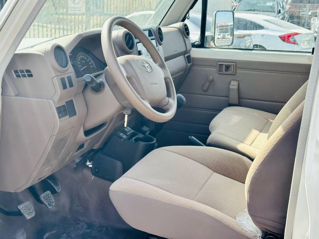 TOYOTA LC 78 HT 4.5L DSL M/T V8 3Door 2023