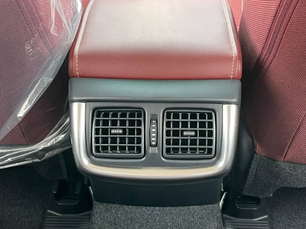 TOYOTA HILUX D/C 2.7L 4×4 GLXS-G M/T