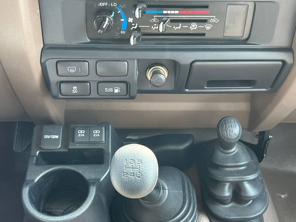 TOYOTA LC 78 HT 4.5L DSL M/T V8 3Door 2023