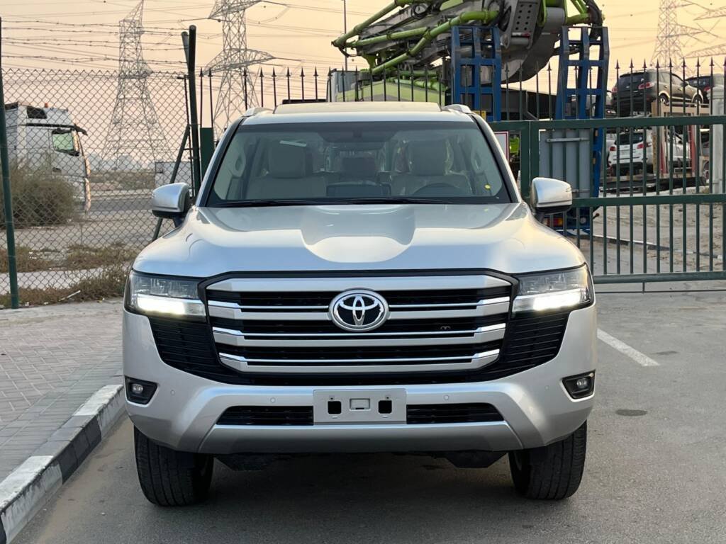 TOYOTA LC300 GXR 4.0L 2025 SILVER