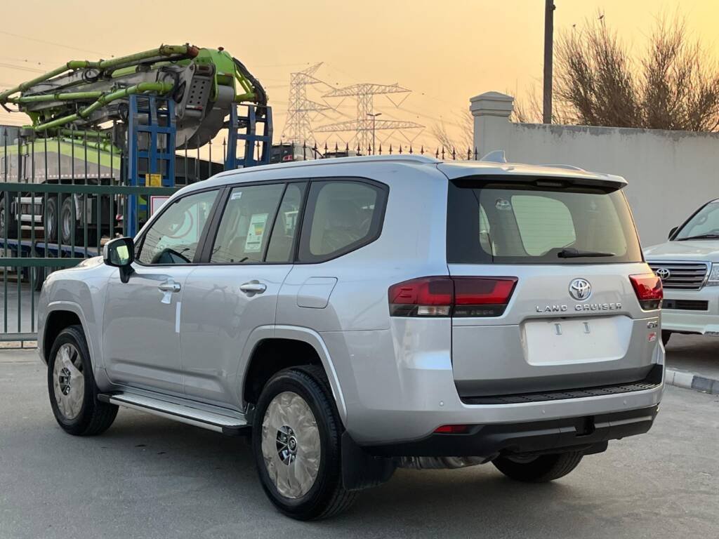 TOYOTA LC300 GXR 4.0L 2025 SILVER