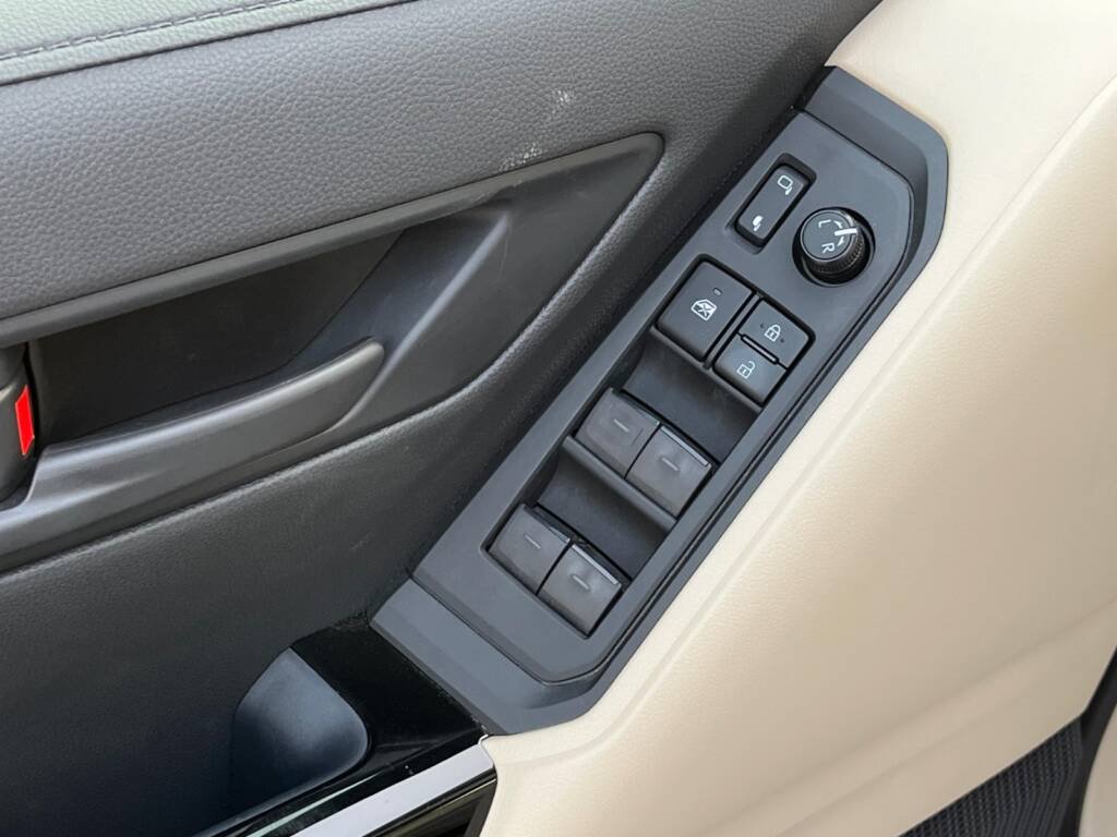 TOYOTA LC300 GXR 4.0L 2025 SILVER