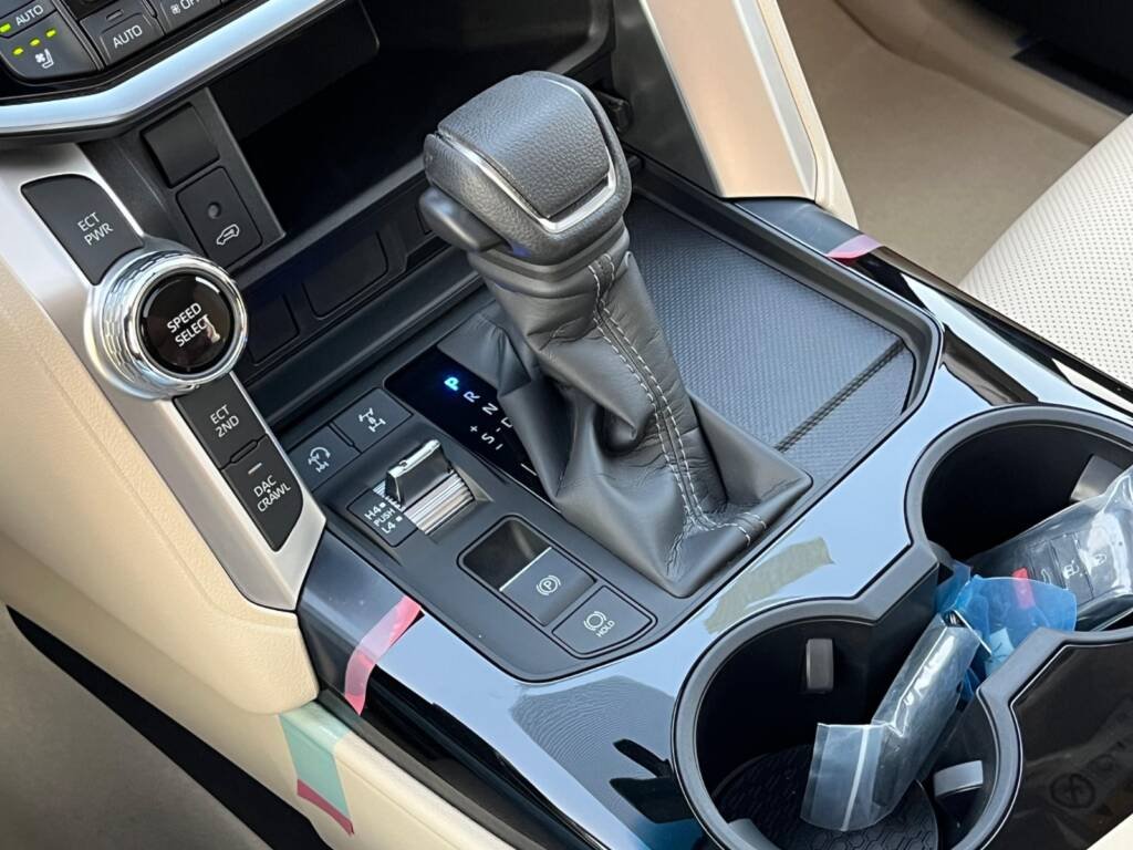 TOYOTA LC300 GXR 4.0L 2025 SILVER