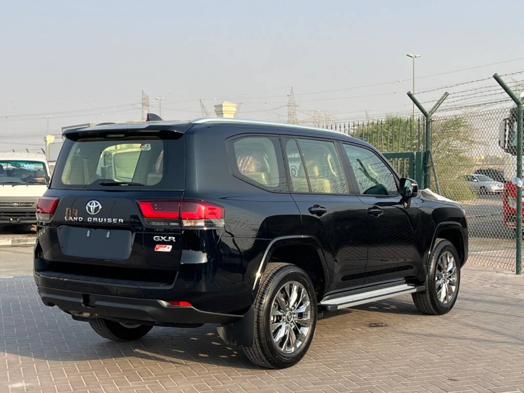 TOYOTA LC300 GXR 4.0L 2025 BLACK
