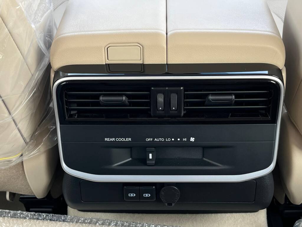 TOYOTA LC300 GXR 4.0L 2025 BLACK