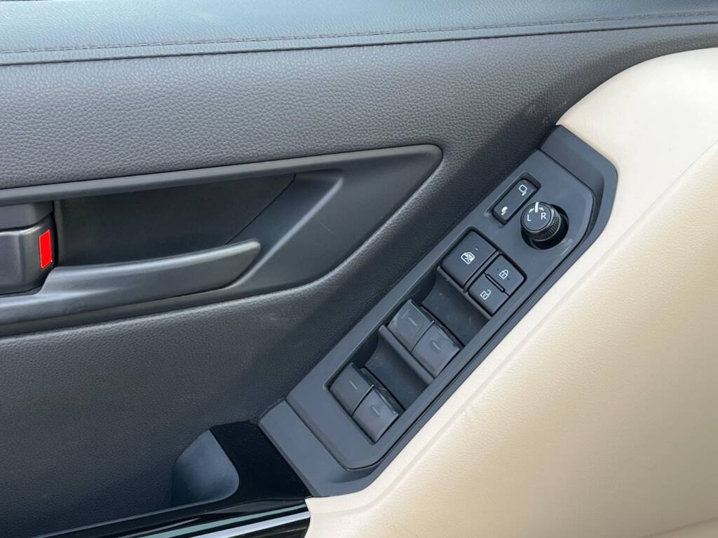 TOYOTA LC300 GXR 4.0L 2025 BLACK