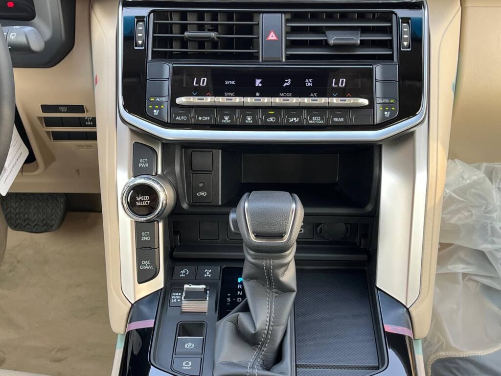 TOYOTA LC300 GXR 4.0L 2025 BLACK