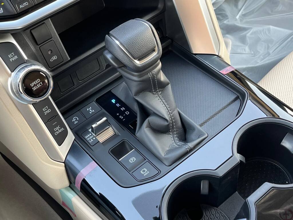 TOYOTA LC300 GXR 4.0L 2025 BLACK