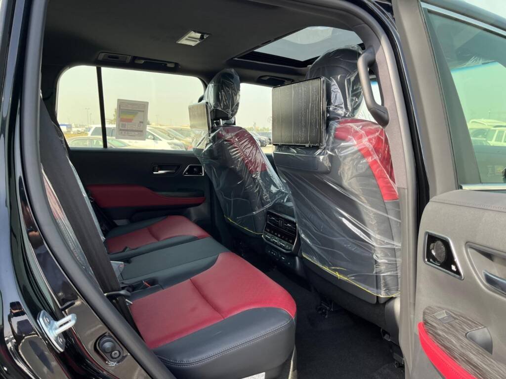 TOYOTA LC300 VXR TT 2025 BLACK with Kit