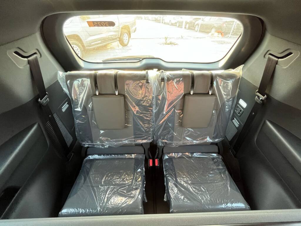 LEXUS LX600 OVERTRAIL 2025 BEIGE