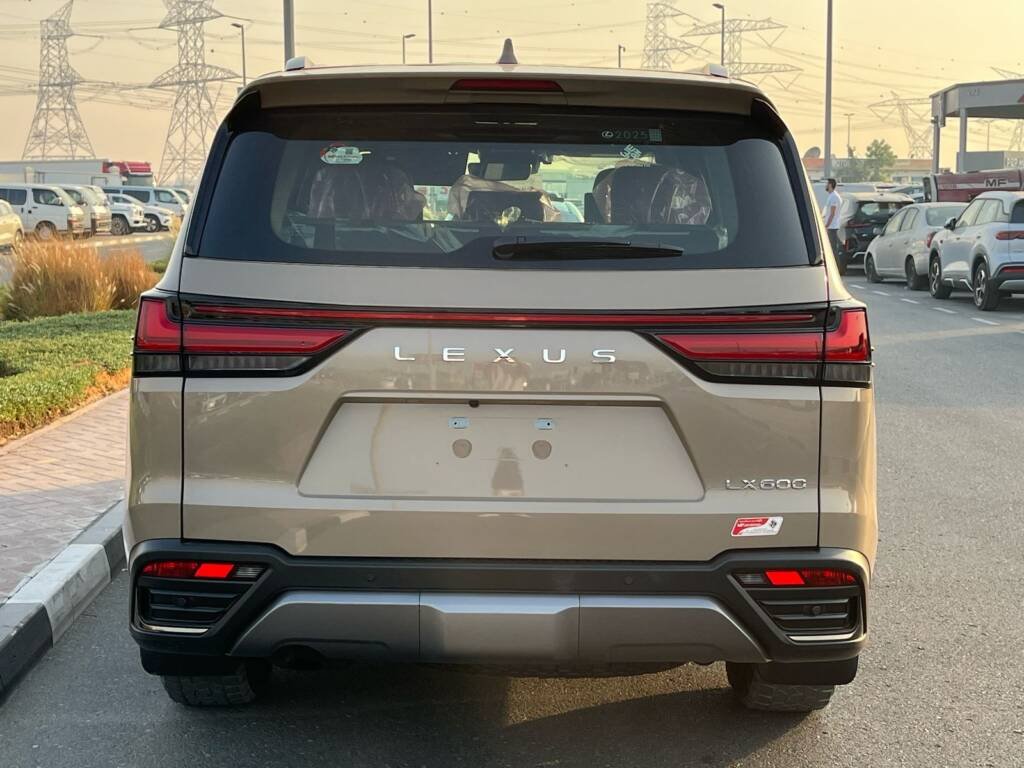 LEXUS LX600 OVERTRAIL 2025 BEIGE