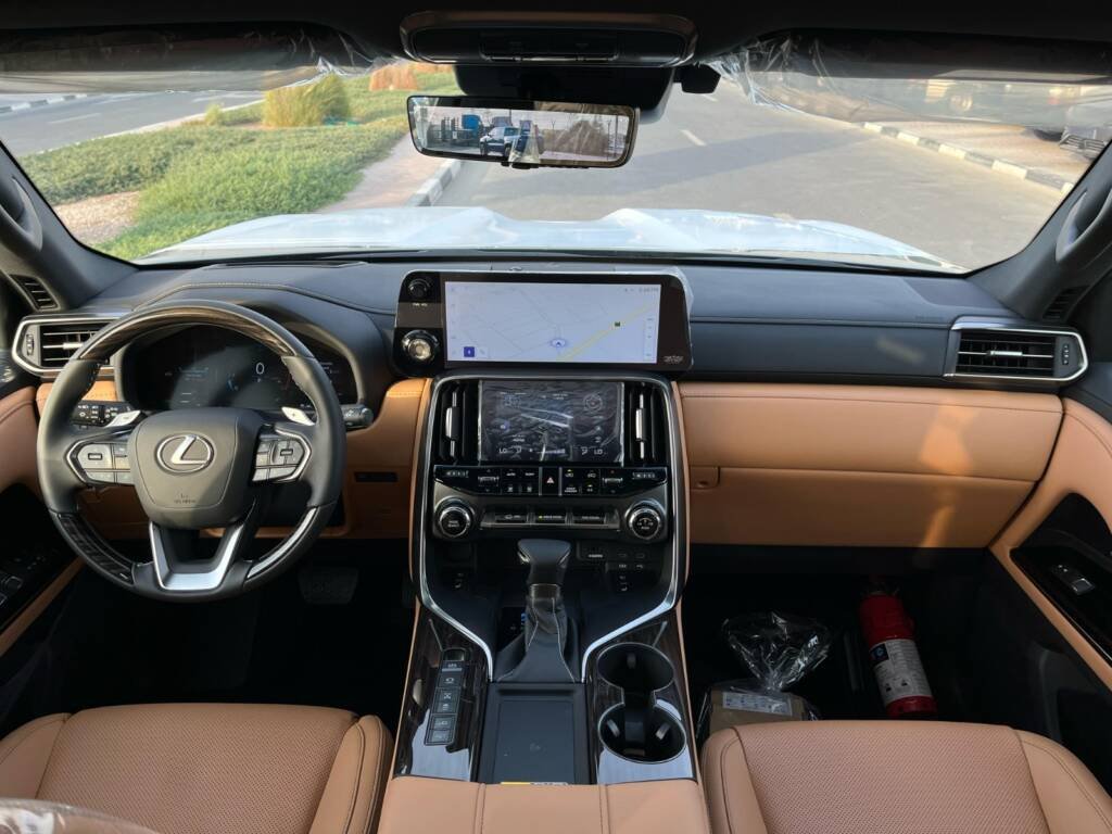 LEXUS LX600 SIGNATURE GREEN IN TAN 2025