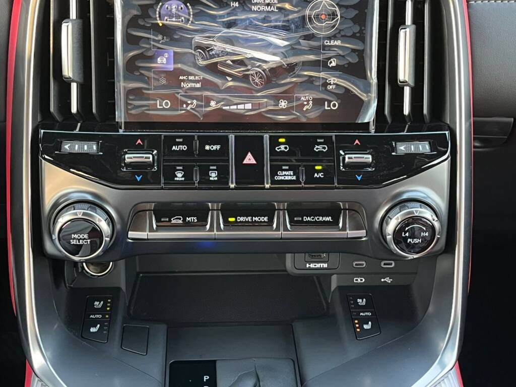 LEXUS LX600 F SPORTS 2025 BLACK