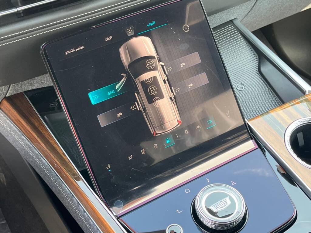 CADILLAC ESCALADE 6.2L V8 PLATINUM 2025 BLACK