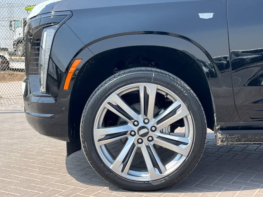 CADILLAC ESCALADE 6.2L V8 PLATINUM 2025 BLACK