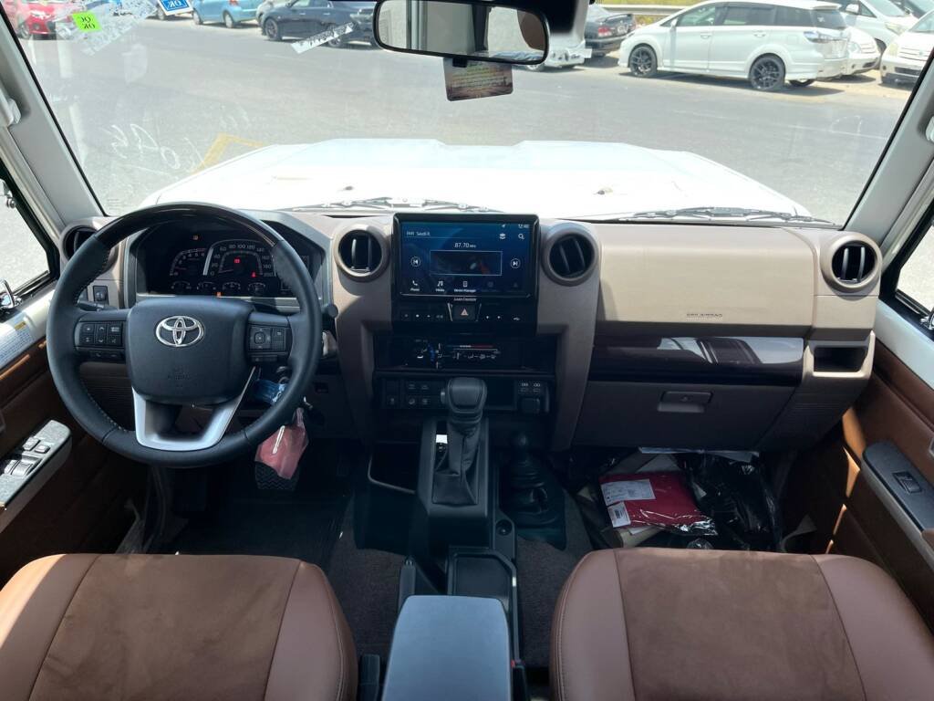 TOYOTA LC71 2.8L DSL A/T – FULL 2025 – WHITE