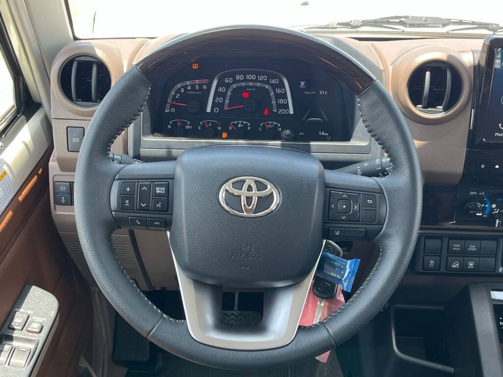 TOYOTA LC71 2.8L DSL A/T – FULL 2025 – WHITE
