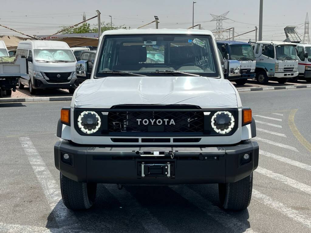 TOYOTA LC71 2.8L DSL A/T – FULL 2025 – WHITE