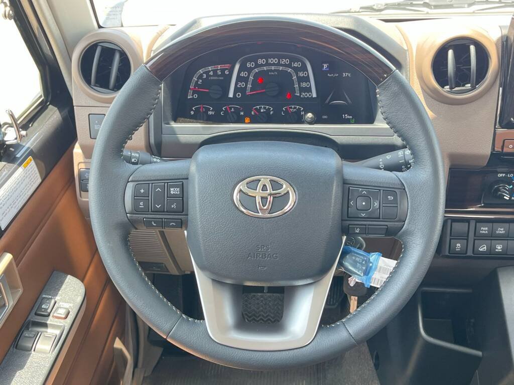 TOYOTA LC71 2.8L DSL A/T – FULL 2025 – GREY