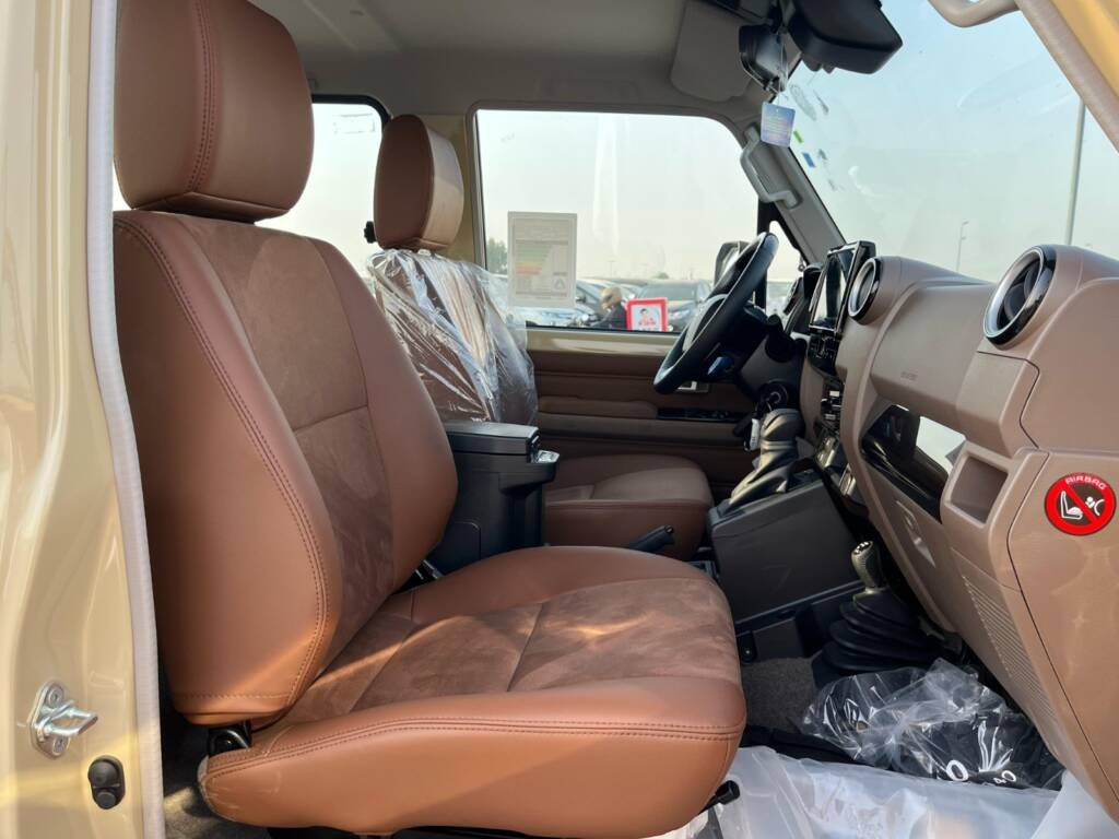 TOYOTA LC71 2.8L DSL A/T – FULL 2025 – BEIGE