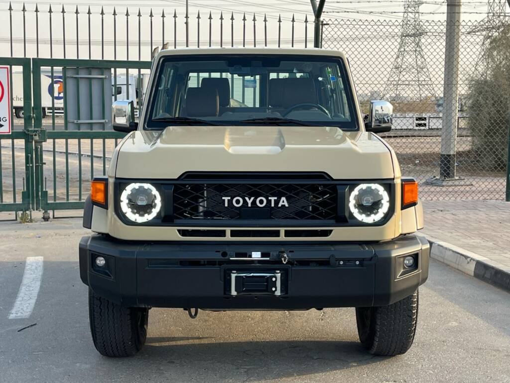 TOYOTA LC71 2.8L DSL A/T – FULL 2025 – BEIGE