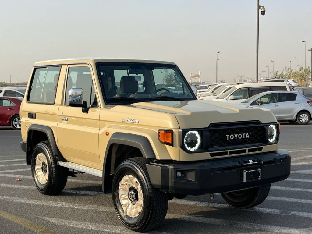 TOYOTA LC71 2.8L DSL A/T – FULL 2025 – BEIGE