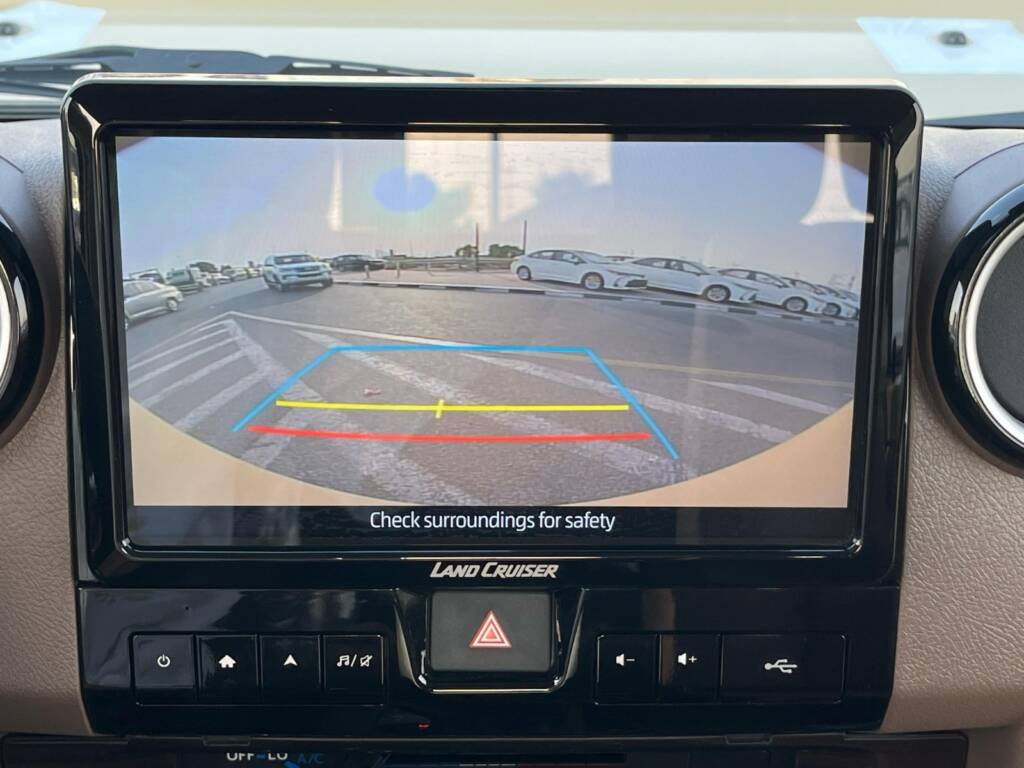 TOYOTA LC71 2.8L DSL A/T – FULL 2025 – BEIGE